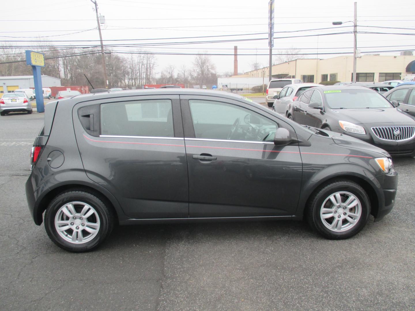 2016 GRAY Chevrolet Sonic LT Auto 5-Door (1G1JC6SG9G4) with an 1.8L L4 DOHC 24V engine, 6A transmission, located at 1254 Manheim Pike, Lancaster, PA, 17601, (717) 393-9133, 40.062870, -76.323273 - Photo#3